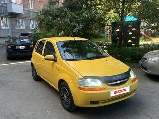 2004 Chevrolet Aveo I, жёлтый, 350000 рублей, вид 2