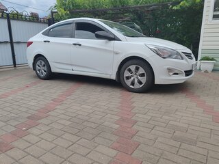 2016 Hyundai Solaris I Рестайлинг, белый, 780000 рублей, вид 3