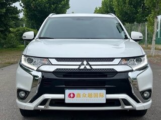 2022 Mitsubishi Outlander III Рестайлинг 3, белый, 2100000 рублей, вид 2