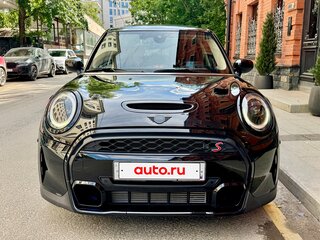 2021 Mini Hatch Cooper S III (F55/F56) Рестайлинг 2, чёрный, 3365000 рублей, вид 1