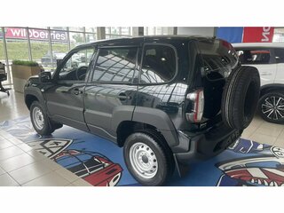 2026 Lada (ВАЗ) Niva Travel I Рестайлинг, чёрный, 1404810 рублей, вид 5