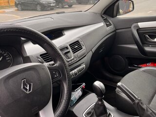2008 Renault Laguna III, серый, 610000 рублей, вид 3