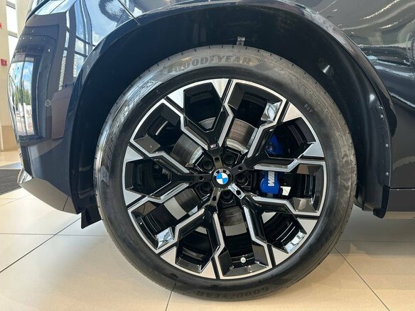 2025 BMW X3 Long 30L xDrive IV (G45/G48), чёрный, 7600000 рублей - вид 8