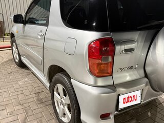 2001 Toyota RAV4 II (XA20), серебристый, 850000 рублей, вид 3