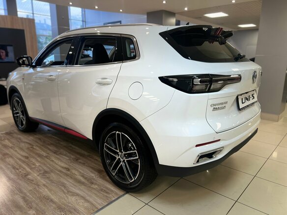 2025 Changan UNI-S I, белый, 3179900 рублей - вид 37