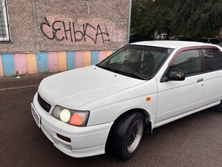 2001 Nissan Bluebird QG18 XI (U14), белый, 280000 рублей, вид 2