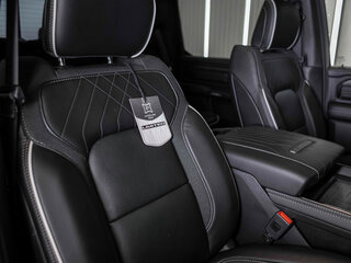 2026 Ram 1500 Crew Cab eTorque V Рестайлинг, чёрный, 12945308 рублей, вид 3