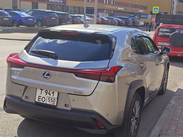 2021 Lexus UX 300e I, серый - вид 3