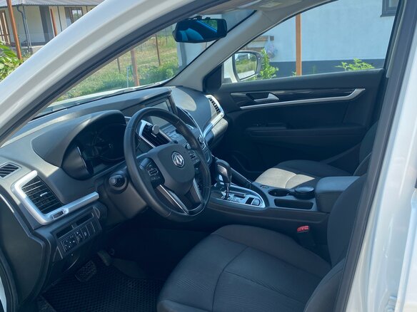 2018 Dongfeng AX7 I, белый - вид 12
