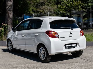 2014 Mitsubishi Mirage VI, белый, 690000 рублей, вид 2