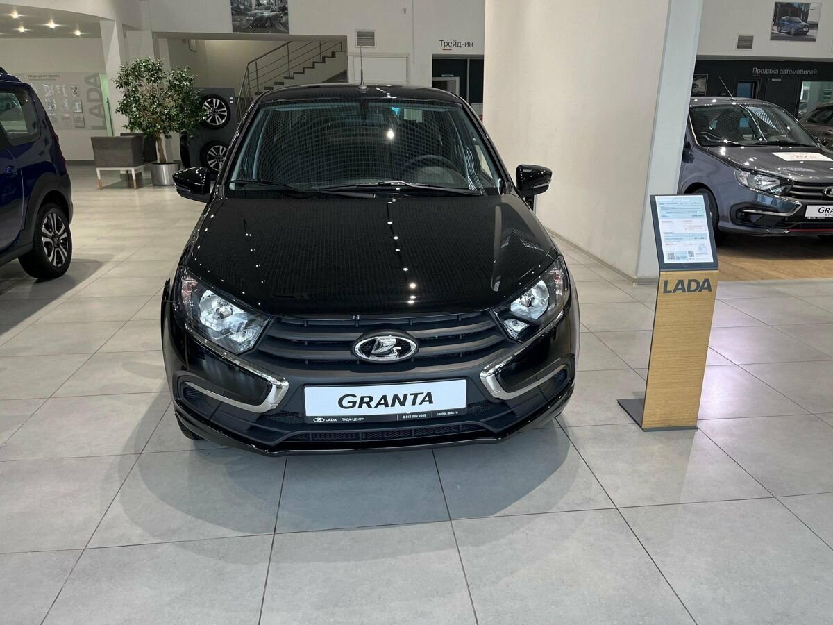 Открыть фотографии: Lada (ВАЗ) Granta I Рестайлинг