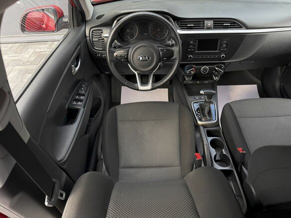 2020 Kia Rio IV Рестайлинг, красный, 1450000 рублей - вид 10