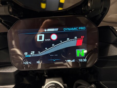 2023 BMW F 900 XR, чёрный, 1100000 рублей, вид 5