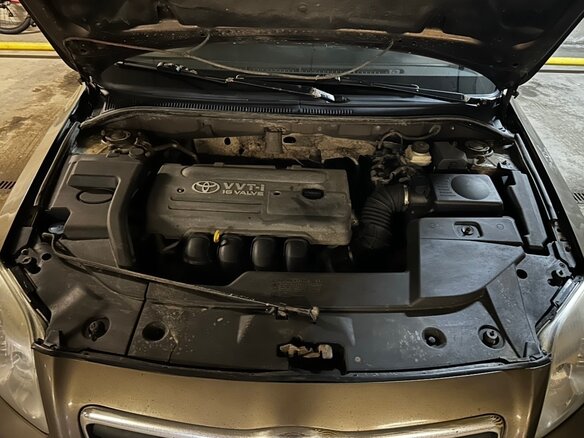 2005 Toyota Avensis II, коричневый, 380000 рублей - вид 7