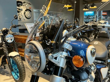 2026 Royal Enfield Super Meteor, синий, 792000 рублей, вид 4