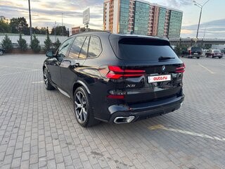 2024 BMW X5 40i IV (G05/G18) Рестайлинг, синий, 11750000 рублей, вид 4
