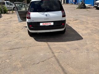 2004 Renault Scenic II, белый, 355000 рублей, вид 4
