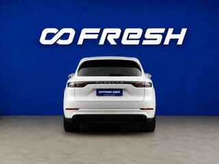 2019 Porsche Cayenne E-Hybrid III, белый, 6499999 рублей, вид 4