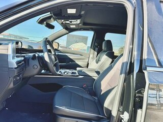2024 Cadillac Escalade ESV V Рестайлинг, чёрный, 19439000 рублей, вид 5