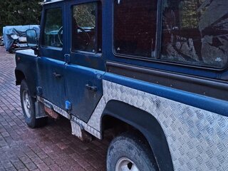 2000 Land Rover Defender 110 I, синий, 1111111 рублей, вид 5