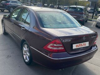2006 Mercedes-Benz C-Класс 200 II (W203) Рестайлинг, пурпурный, 970000 рублей, вид 4