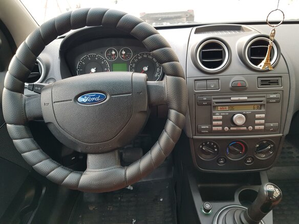 2006 Ford Fiesta Mk5, фиолетовый, 400000 рублей - вид 3