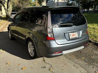 2006 Mitsubishi Grandis I, серый, 560000 рублей, вид 5