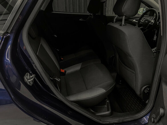 2013 Ford Focus III, синий, 635000 рублей - вид 8