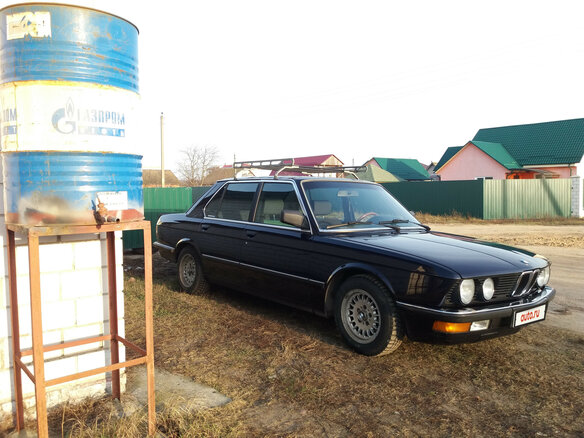 1986 BMW 5 серии 525E II (E28), синий, 340000 рублей