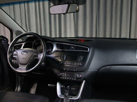 2018 Kia Ceed II Рестайлинг, чёрный, 1299000 рублей, вид 5