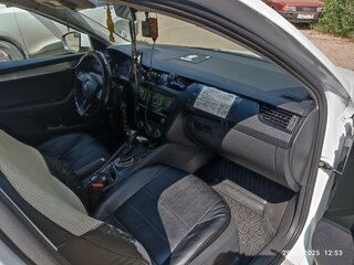 2019 Skoda Octavia III (A7) Рестайлинг, белый, 1050000 рублей, вид 5
