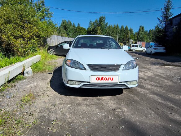 2015 Daewoo Gentra II, серый, 380000 рублей