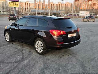 2013 Opel Astra J Рестайлинг, коричневый, 845000 рублей, вид 5