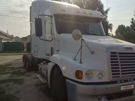 2003 Freightliner Century Class, белый, 1700000 рублей, вид 2