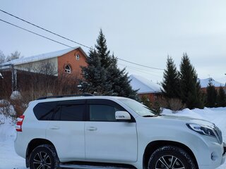 2016 Toyota Land Cruiser Prado 150 Series Рестайлинг 1, белый, 5150000 рублей, вид 2