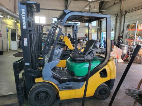 2008 Komatsu FD20, зелёный, 1000000 рублей, вид 1