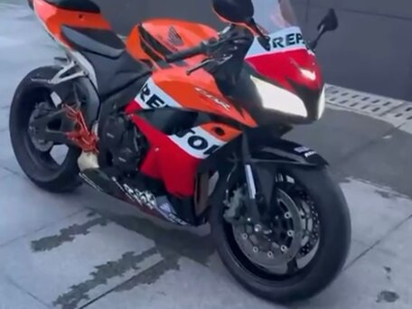 2008 Suzuki GSR 600, синий, 397000 рублей, вид 3