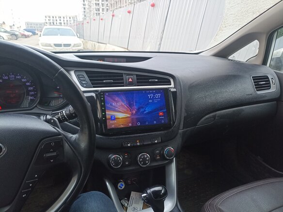 2017 Kia Ceed II Рестайлинг, белый, 1220000 рублей - вид 14