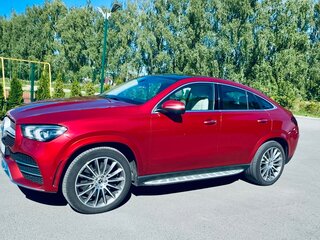 2020 Mercedes-Benz GLE Coupe 450 II (C167), красный, 7550000 рублей, вид 1