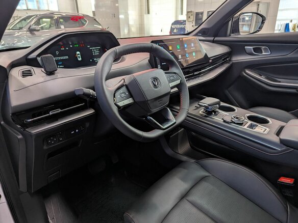 2024 Changan UNI-S I, белый, 2249000 рублей - вид 16