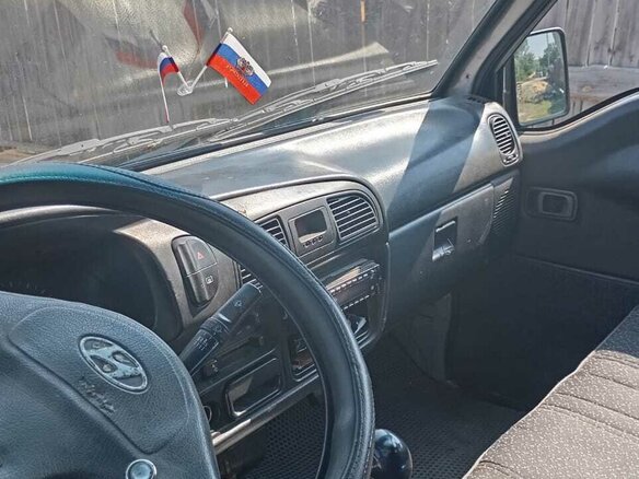 1998 Hyundai H100, серебристый, 230000 рублей - вид 4