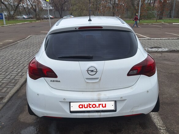2012 Opel Astra J, белый, 460000 рублей - вид 2