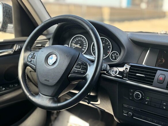 2015 BMW X3 20i xDrive II (F25) Рестайлинг, чёрный, 1997000 рублей - вид 16