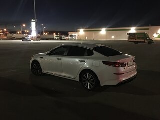 2019 Kia Optima IV Рестайлинг, белый, 1550000 рублей, вид 4