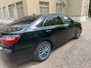 2016 Toyota Camry VII (XV50) Рестайлинг, чёрный, 2000000 рублей, вид 5