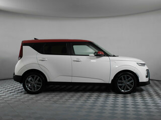 2019 Kia Soul III, белый, 1673000 рублей, вид 4