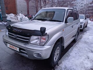 1998 Toyota Land Cruiser Prado 90 Series, серебристый, 1400000 рублей, вид 3