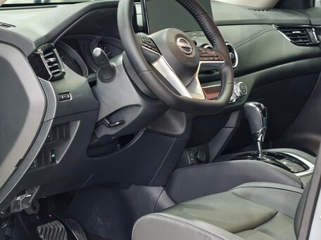 2025 Nissan X-Trail III Рестайлинг 2, голубой, 1980000 рублей, вид 5
