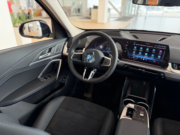 2026 BMW X1 Long 25Li xDrive III (U11/U12), чёрный, 6100000 рублей - вид 21