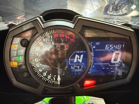 2018 Kawasaki Ninja 400, зелёный, 630000 рублей, вид 4